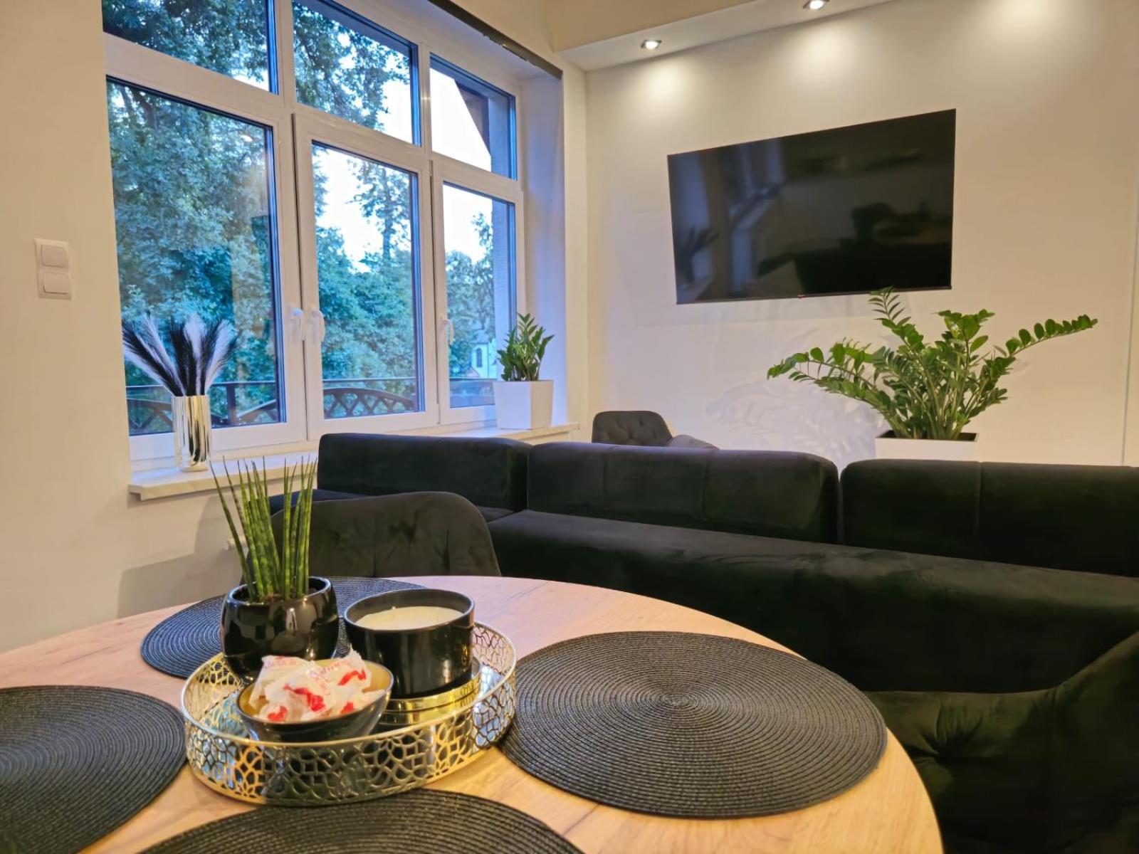 Wyjatkowy Apartament W Miliczu ภายนอก รูปภาพ